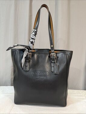 COACH Vintage Y2K Gallery Black Leather Tote